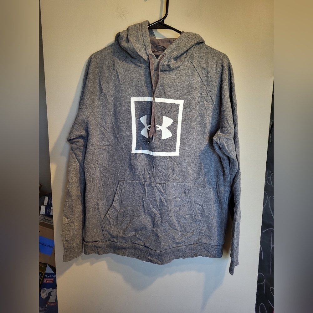 Under Armour Sweatshirt Gray, Size Large
